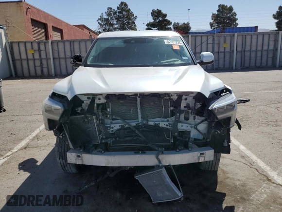 2022 Toyota Tundra Limited z VIN 5TFJA5DB9NX018019, wystawiony jako Copart lot #52607235 z przebiegiem 31 692 mil mil oraz Szkoda całkowita • Salvage title. Historia ofert i sprzedaży dostępna na DreamBid. Obrazek 5.
