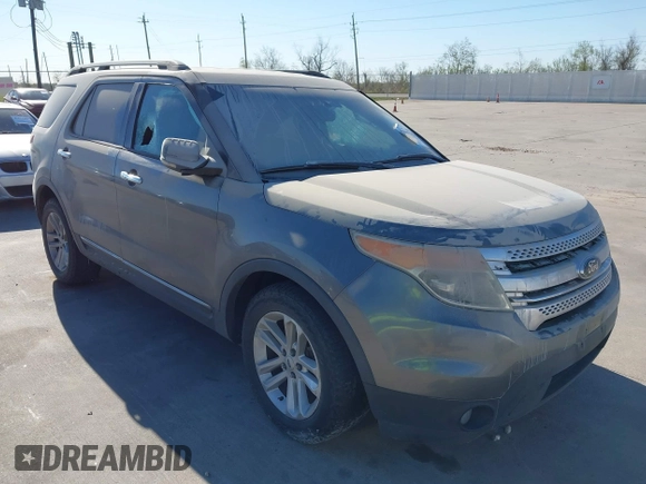 2012 Ford Explorer XLT with VIN 1FMHK7D9XCGA44111, listed as a IAAI auction lot 41844218 with 185,361 mi miles and . Bid and sale history available at DreamBid. Image 1.