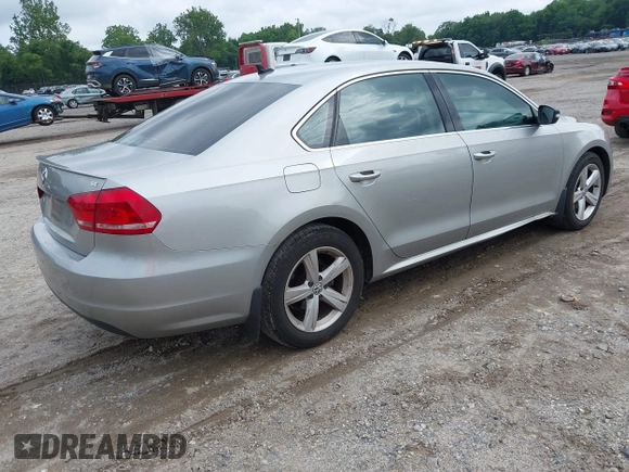 2013 Volkswagen Passat SE with VIN 1VWBP7A30DC098440, listed as a IAAI auction lot 42722686 with 305,716 mi miles and . Bid and sale history available at DreamBid. Image 4.