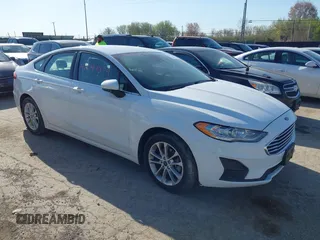 2019 Ford Fusion SE with VIN 3FA6P0HD6KR265995, listed as a IAAI auction lot 42097079 with 112,713 mi miles. Bid and sale history available at carsss.com. Image 1.