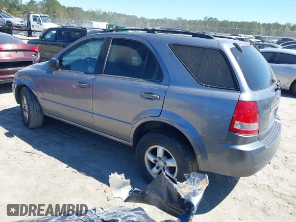 2006 Kia Sorento LX with VIN KNDJD733965596468, listed as a IAAI auction lot 41854438 with 205,028 mi miles and . Bid and sale history available at DreamBid. Image 3.