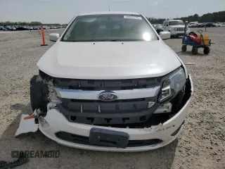 2011 Ford Fusion SE with VIN 3FAHP0HA8BR271747, listed as a Copart auction lot 49975735 with 154,136 mi miles and Salvage Title. Bid and sale history available at carsss.com. Image 5.