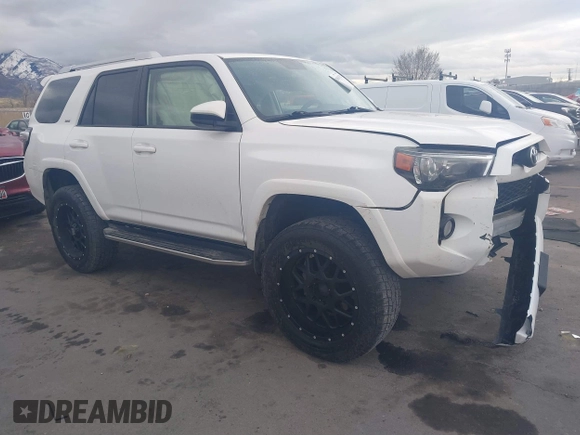 2018 Toyota 4Runner SR5 with VIN JTEBU5JR1J5605748, listed as a IAAI auction lot 41861352 with 49,323 mi miles and . Bid and sale history available at DreamBid. Image 1.