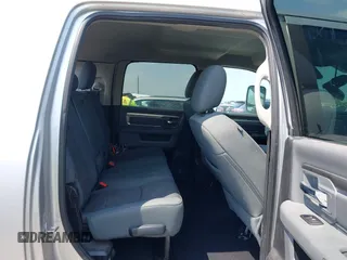 2015 Ram 2500 SLT with VIN 3C6UR5ML9FG611388, listed as a IAAI auction lot 42045503 with 164,547 mi miles and . Bid and sale history available at DreamBid. Image 8.