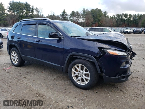 2014 Jeep Cherokee Altitude with VIN 1C4PJMCB3EW156084, listed as a Copart auction lot 81889964 with 164,813 mi miles and Non Repairable. Bid and sale history available at carsss.com. Image 4.