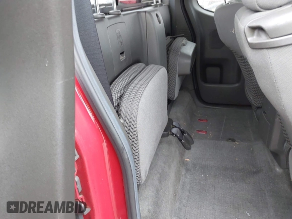 2005 Nissan Frontier LE with VIN 1N6AD06W55C433921, listed as a IAAI auction lot 42263626 with 107,404 mi miles and . Bid and sale history available at DreamBid. Image 8.