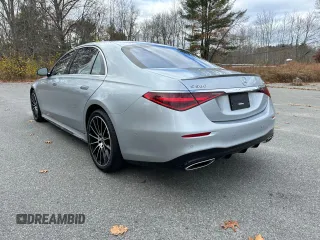 2021 Mercedes-Benz S-Class S 580 with VIN W1K6G7GB8MA039284, listed as a Copart auction lot 51819575 with 77,726 mi miles and Clean Title. Bid and sale history available at carsss.com. Image 3.