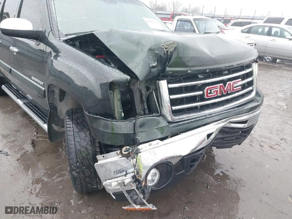2013 GMC Sierra 1500 SLT with VIN 3GTP2WE70DG205210, listed as a IAAI auction lot 41107618 with 166,354 mi miles. Bid and sale history available at carsss.com. Image 6.