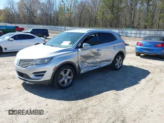2017 Lincoln MKC Premiere with VIN 5LMCJ1C92HUL15471, listed as a IAAI auction lot 41875811 with 160,287 mi miles and . Bid and sale history available at DreamBid. Image 2.
