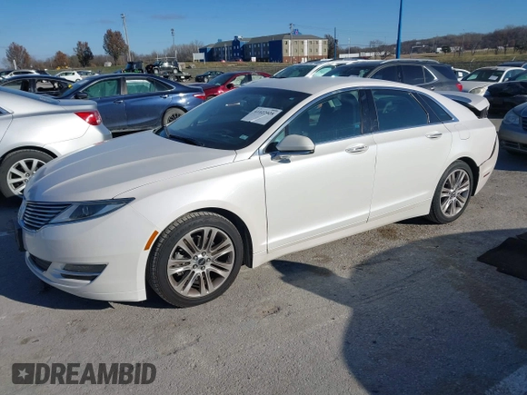 2016 Lincoln MKZ with VIN 3LN6L2G98GR632641, listed as a IAAI auction lot 41022028 with 50,625 mi miles and . Bid and sale history available at DreamBid. Image 2.