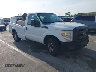 2013 Ford F-350 XL z VIN 1FTBF3A66DEA25022, wystawiony jako IAAI lot #41850426 z przebiegiem 163 898 mil mil oraz . Historia ofert i sprzedaży dostępna na DreamBid. Obrazek 1.