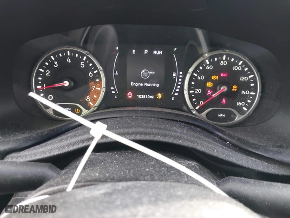 2017 Jeep Renegade Altitude with VIN ZACCJABB9HPG45573, listed as a IAAI auction lot 40929936 with 103,810 mi miles. Bid and sale history available at carsss.com. Image 7.