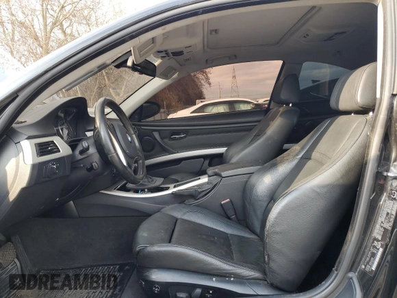 2007 BMW 3 Series 335i with VIN WBAWB73527P032273, listed as a Copart auction lot 77540094 with 233,976 mi miles and Clean Title. Bid and sale history available at DreamBid. Image 7.