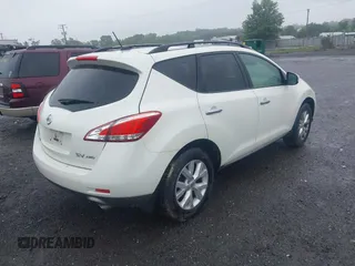2011 Nissan Murano LE z VIN JN8AZ1MW3BW152714, wystawiony jako IAAI lot #42362784 z przebiegiem 190 230 mil mil oraz . Historia ofert i sprzedaży dostępna na DreamBid. Obrazek 4.