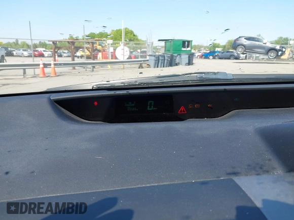 2005 Toyota Prius with VIN JTDKB20U853012517, listed as a IAAI auction lot 41996687 with 99,586 mi miles. Bid and sale history available at carsss.com. Image 7.