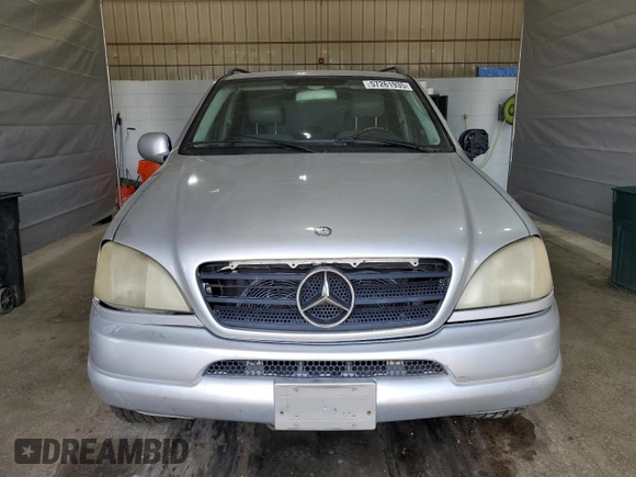 2000 Mercedes-Benz M 320/430/500 с VIN 4JGAB72E6YA200592, выставлен на аукционе Copart как лот 57261935 с пробегом 210 338 миль миль и Чистый • Clean title. История ставок и продаж доступна на DreamBid. Изображение 5.