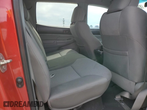 2013 Toyota Tacoma with VIN 3TMLU4EN3DM113697, listed as a Copart auction lot 51495085 with 195,613 mi miles and Salvage Title. Bid and sale history available at DreamBid. Image 10.