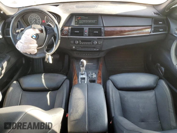 2013 BMW X5 xDrive50i with VIN 5UXZV8C55D0C16304, listed as a Copart auction lot 53406135 with 103,704 mi miles and Salvage title. Bid and sale history available at DreamBid. Image 8.