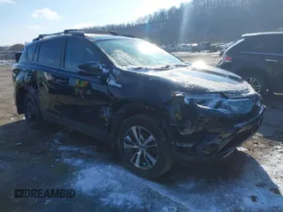 2018 Toyota RAV4 XLE with VIN 2T3RFREV5JW722270, listed as a IAAI auction lot 41605162 with 124,283 mi miles. Bid and sale history available at carsss.com. Image 1.