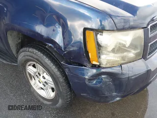 2008 Chevrolet Tahoe LS with VIN 1GNFC13C08R122594, listed as a IAAI auction lot 42239106 with 236,861 mi miles and . Bid and sale history available at DreamBid. Image 12.