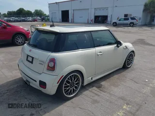 2008 MINI Hardtop S with VIN WMWMF73578TV38833, listed as a IAAI auction lot 42679616 with Not provided miles and . Bid and sale history available at DreamBid. Image 4.