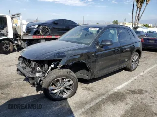 2024 Audi Q5 S line Premium z VIN WA1GAAFY7R2099197, wystawiony jako Copart lot #45144585 z przebiegiem 1 795 mil mil oraz Szkoda całkowita • Salvage title. Historia ofert i sprzedaży dostępna na DreamBid. Obrazek 1.