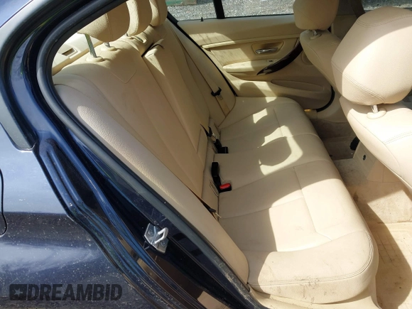 2013 BMW 3 Series 328i xDrive with VIN WBA3B5G59DNS01455, listed as a IAAI auction lot 41788947 with 127,677 mi miles. Bid and sale history available at carsss.com. Image 8.