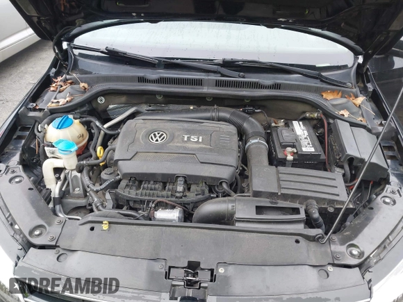 2015 Volkswagen Jetta SE with VIN 3VWD17AJ0FM253692, listed as a IAAI auction lot 42269625 with 133,143 mi miles and . Bid and sale history available at DreamBid. Image 10.