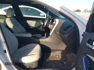 2015 Kia Optima SX Turbo with VIN 5XXGR4A69FG517335, listed as a IAAI auction lot 42014655 with 91,831 mi miles. Bid and sale history available at carsss.com. Image 5.