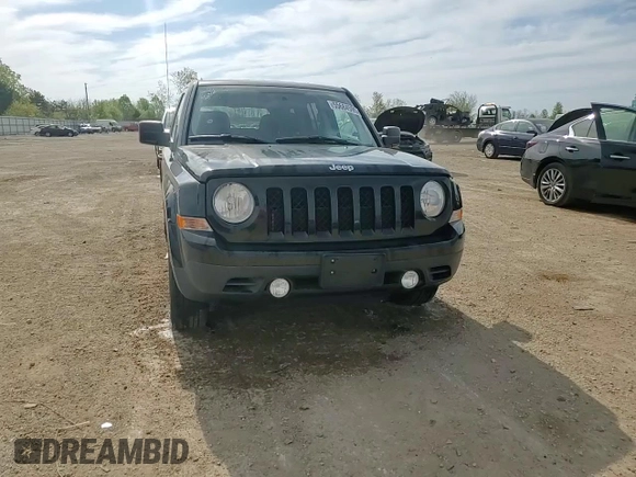 2014 Jeep Patriot Sport z VIN 1C4NJPBA6ED574930, wystawiony jako Copart lot #55684595 z przebiegiem 101 772 mil mil oraz Szkoda całkowita • Salvage title. Historia ofert i sprzedaży dostępna na DreamBid. Obrazek 13.