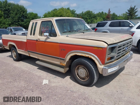 1983 Ford F-150 with VIN 1FTEX15Y5DKA31809, listed as a IAAI auction lot 42719603 with 19,240 mi miles and . Bid and sale history available at DreamBid. Image 1.