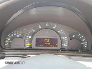 2001 Mercedes-Benz C 230/260/280/320 z VIN WDBRF61JX1F055147, wystawiony jako Copart lot #56381645 z przebiegiem 135 866 mil mil oraz Szkoda całkowita • Salvage title. Historia ofert i sprzedaży dostępna na DreamBid. Obrazek 9.