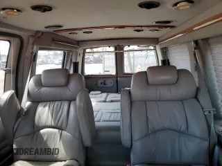 2000 Chevrolet Express Cargo YF7 with VIN 1GBFG15R6Y1185264, listed as a Copart auction lot 61132965 with 147,777 mi miles and Salvage title. Bid and sale history available at DreamBid. Image 10.