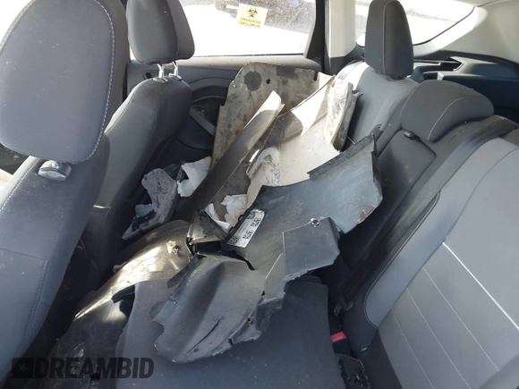 2015 Ford Escape SE with VIN 1FMCU9G90FUB98294, listed as a IAAI auction lot 41865286 with Not Provided miles. Bid and sale history available at carsss.com. Image 11.