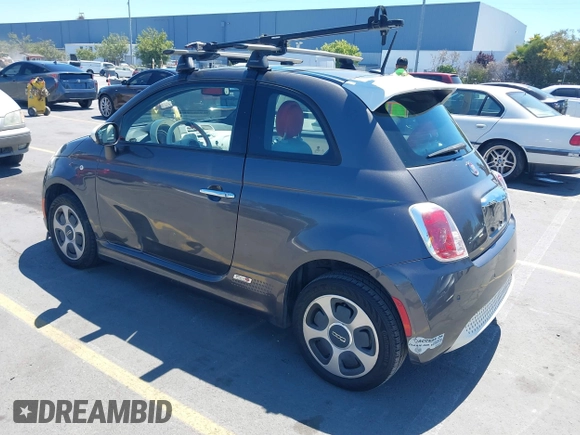 2015 FIAT 500e z VIN 3C3CFFGE0FT527231, wystawiony jako IAAI lot #42826539 z przebiegiem 102 170 mil mil oraz . Historia ofert i sprzedaży dostępna na DreamBid. Obrazek 3.