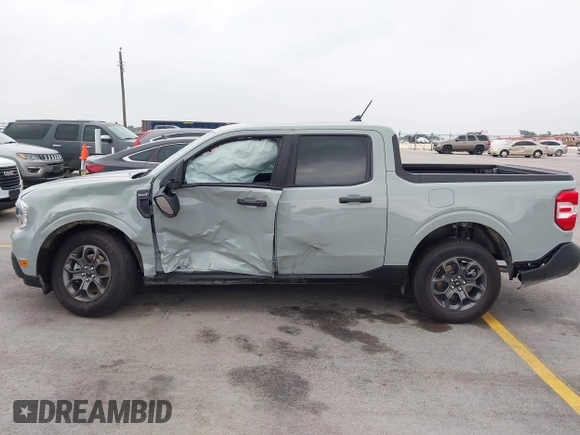 2024 Ford Maverick XLT z VIN 3FTTW8H30RRB53550, wystawiony jako IAAI lot #42247790 z przebiegiem 3 233 mil mil oraz . Historia ofert i sprzedaży dostępna na DreamBid. Obrazek 15.