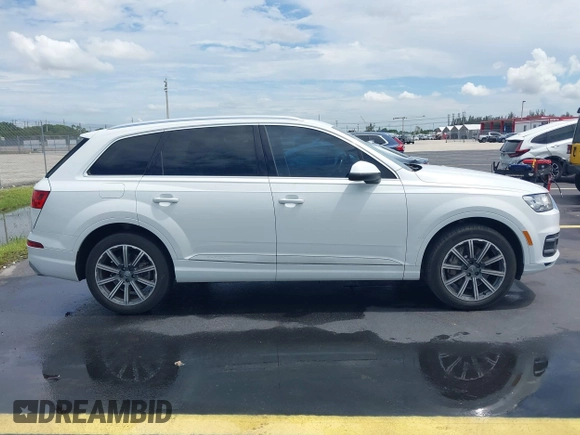 2018 Audi Q7 Premium Plus z VIN WA1LHAF79JD004553, wystawiony jako IAAI lot #42591653 z przebiegiem 65 349 mil mil oraz . Historia ofert i sprzedaży dostępna na DreamBid. Obrazek 13.