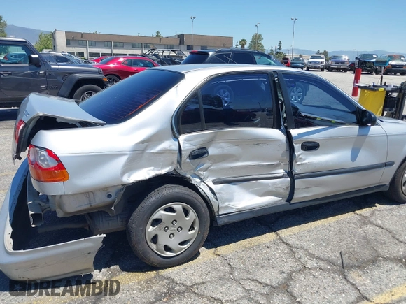 1997 Honda Civic LX z VIN 2HGEJ6670VH570062, wystawiony jako IAAI lot #42218254 z przebiegiem 86 555 mil mil oraz . Historia ofert i sprzedaży dostępna na DreamBid. Obrazek 6.