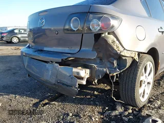 2008 Mazda 3 i Touring Value with VIN JM1BK32G181149702, listed as a IAAI auction lot 41800136 with 205,677 mi miles. Bid and sale history available at carsss.com. Image 6.