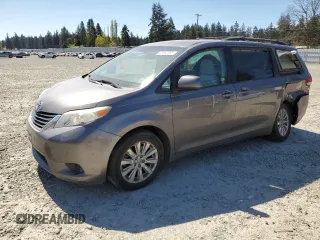 2011 Toyota Sienna LE with VIN 5TDJK3DC4BS005853, listed as a Copart auction lot 53582855 with 198,198 mi miles and Salvage Title. Bid and sale history available at carsss.com. Image 1.