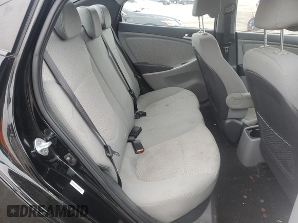 2014 Hyundai Accent GLS z VIN KMHCT4AE6EU705838, wystawiony jako Copart lot #58581515 z przebiegiem 40 265 mil mil oraz Szkoda całkowita • Salvage title. Historia ofert i sprzedaży dostępna na DreamBid. Obrazek 10.