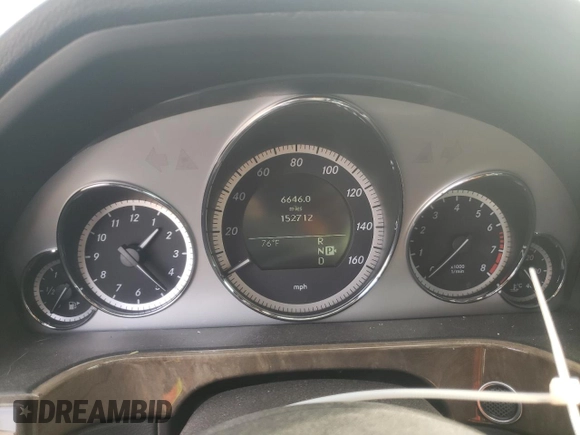 2010 Mercedes-Benz E 350 Luxury with VIN WDDHF5GB9AA160952, listed as a Copart auction lot 46392455 with 152,712 mi miles and Salvage Title. Bid and sale history available at DreamBid. Image 9.