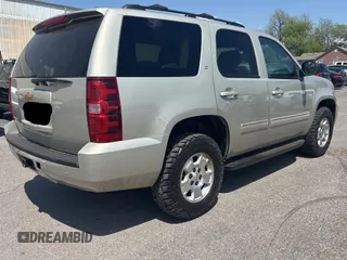 2014 Chevrolet Tahoe LT с VIN 1GNSKBE01ER228400, выставлен на аукционе Copart как лот 53716725 с пробегом 160 420 миль миль и Чистый • Clean title. История ставок и продаж доступна на DreamBid. Изображение 4.