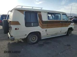 1979 GMC Vandura z VIN TGR2597506100, wystawiony jako Copart lot #51086615 z przebiegiem 25 002 mil mil oraz Tytuł czysty. Historia ofert i sprzedaży dostępna na DreamBid. Obrazek 3.