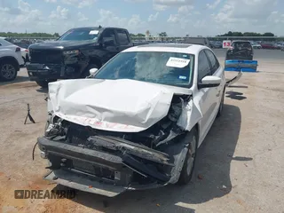 2013 Volkswagen Jetta SE с VIN 3VWDX7AJXDM365203, выставлен на аукционе IAAI как лот 42551918 с пробегом 124 946 миль миль и . История ставок и продаж доступна на DreamBid. Изображение 18.