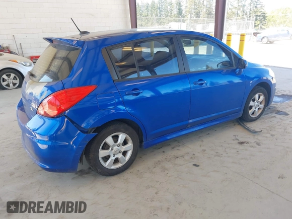 2011 Nissan Versa 1.8 S with VIN 3N1BC1CP7BL487592, listed as a IAAI auction lot 42077797 with 81,982 mi miles. Bid and sale history available at carsss.com. Image 4.