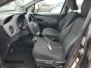 2015 Toyota Yaris L z VIN VNKKTUD30FA035966, wystawiony jako Copart lot #56693685 z przebiegiem 155 284 mil mil oraz Szkoda całkowita • Salvage title. Historia ofert i sprzedaży dostępna na DreamBid. Obrazek 7.
