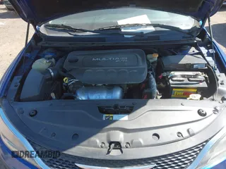 2015 Chrysler 200 Limited with VIN 1C3CCCAB3FN507626, listed as a IAAI auction lot 42047898 with 199,292 mi miles. Bid and sale history available at carsss.com. Image 10.