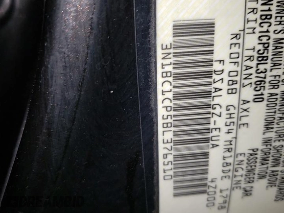 2011 Nissan Versa S z VIN 3N1BC1CP5BL376510, wystawiony jako Copart lot #54111255 z przebiegiem 189 500 mil mil oraz Szkoda całkowita • Salvage title. Historia ofert i sprzedaży dostępna na DreamBid. Obrazek 12.