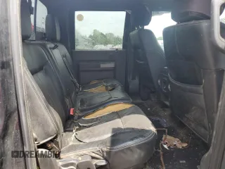 2015 Ford F-350 Platinum с VIN 1FT8W3BT3FEB18694, выставлен на аукционе Copart как лот 64398435 с пробегом 161 556 миль миль и Списание • Salvage title. История ставок и продаж доступна на DreamBid. Изображение 10.